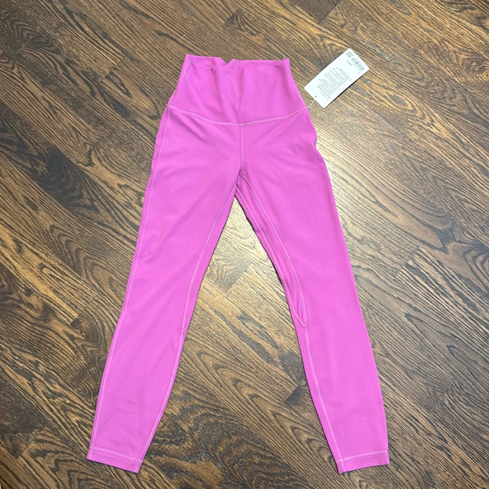 LULULEMON athletica hr pant leggings size 4 NWT